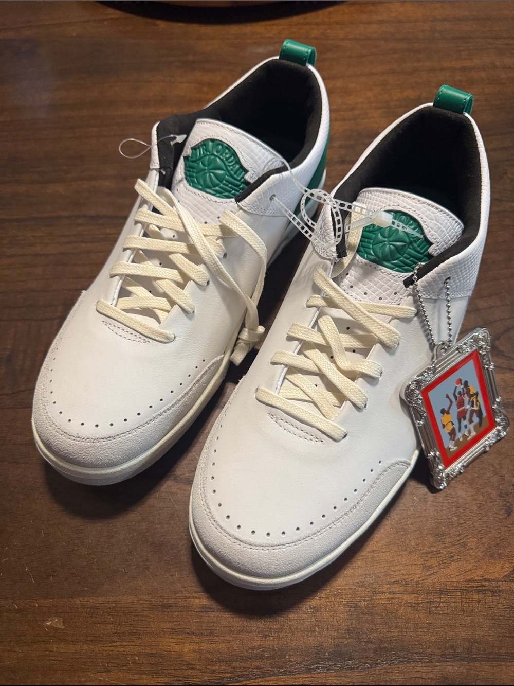 Air Jordan 2 low Nina Chanel Abney size 9